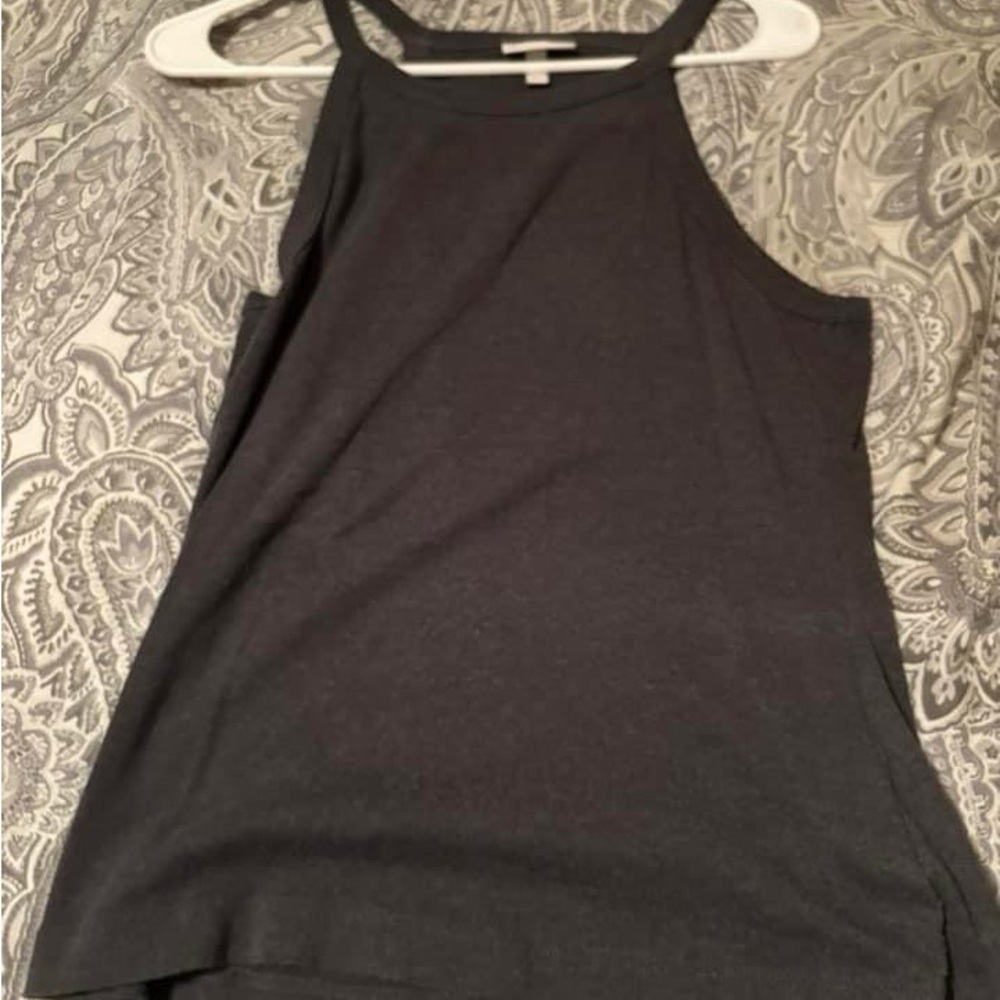 Women’s high neck tank